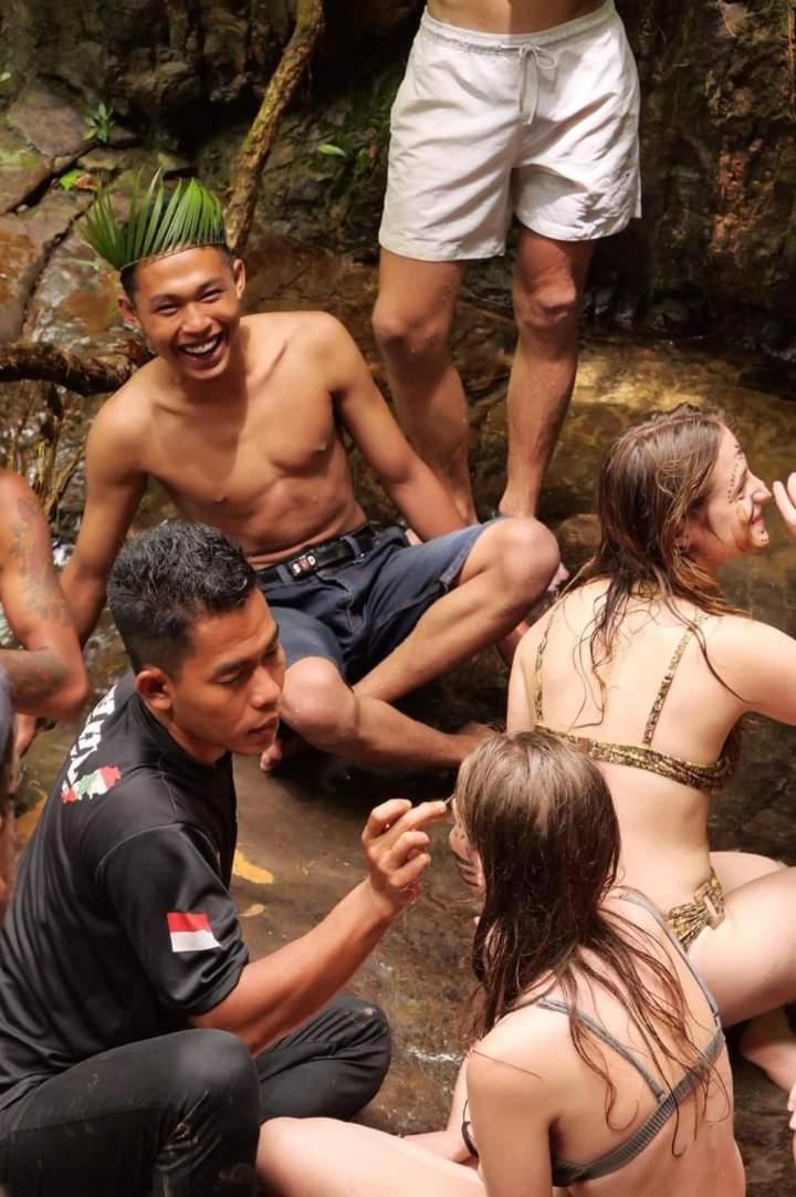 Jungle Life Guest House - Trekking & Transport Only Book With Us Bukit Lawang Εξωτερικό φωτογραφία